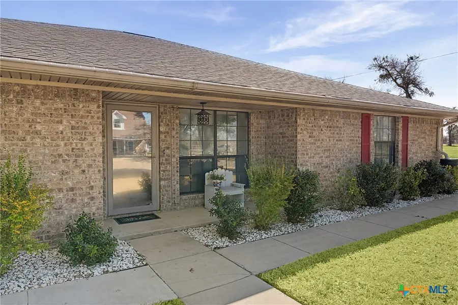 1601 Sunset Circle, Cameron, TX 76520 - #3