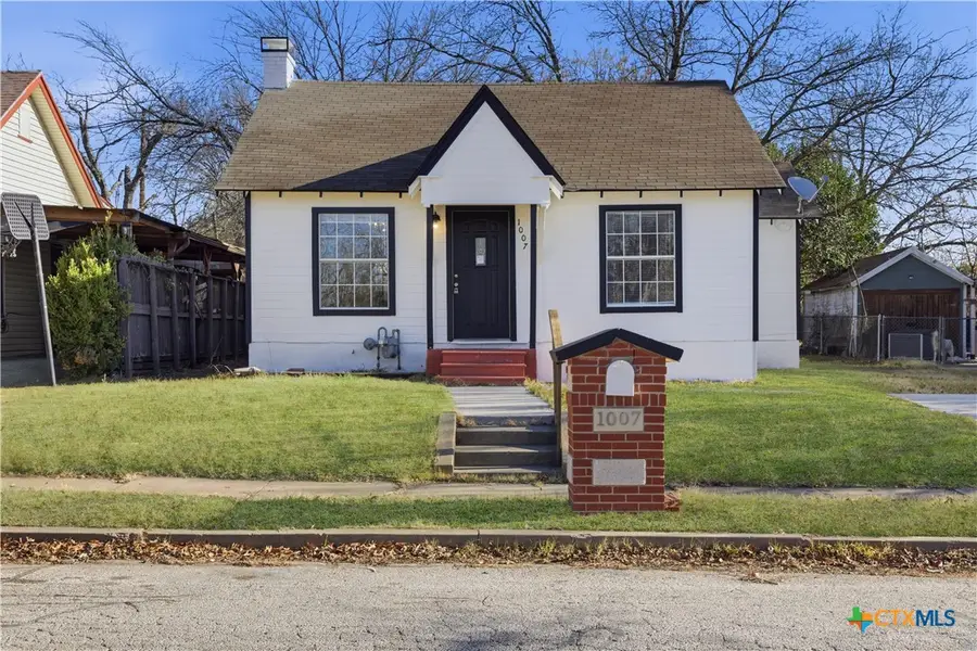 1007 N 30th Street, Waco, TX 76707 - #2