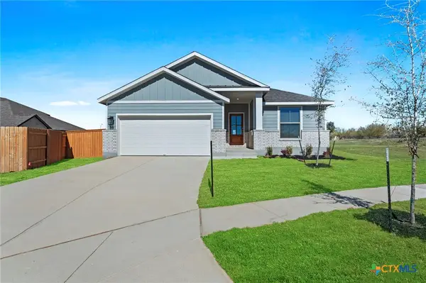 111 Falling Star Circle, San Marcos, TX 78666