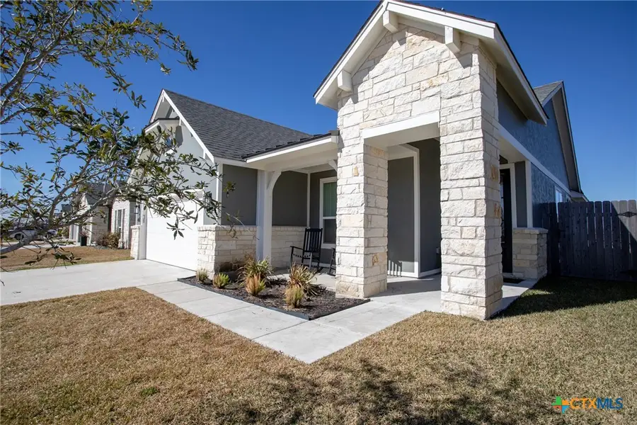 407 Brushy Creek, Victoria, TX 77904 - #3