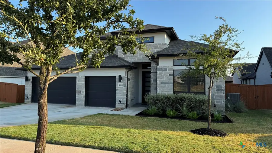 1920 Bighorn Trail, New Braunfels, TX 78132 - #2