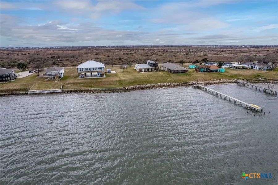 1067 N Cr 307, Port Lavaca, TX 77979 - #2