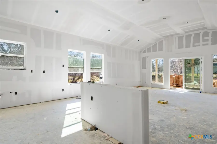 312 Mitchell Street, Belton, TX 76513 - #2