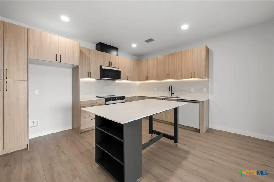 634 Central Parkway #1211, New Braunfels, TX 78130 - #2