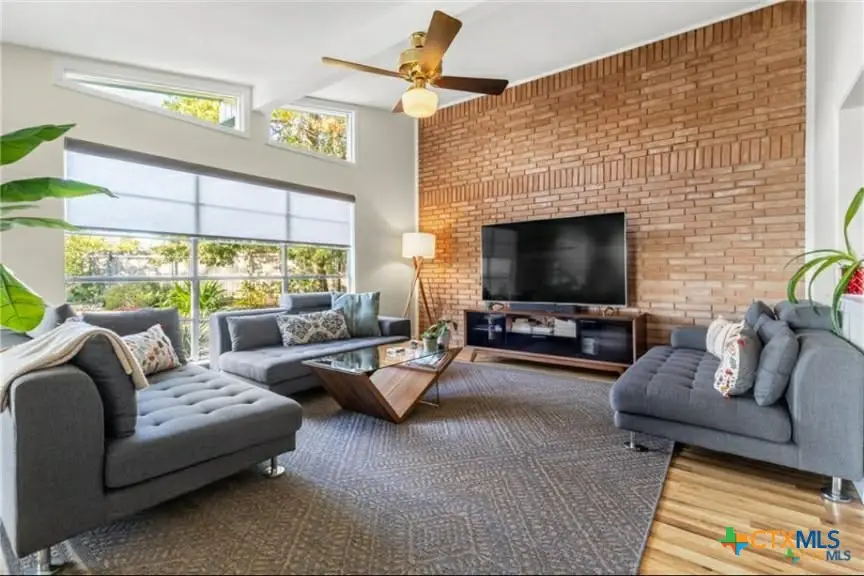 410 Downing Street, Belton, TX 76513 - #2