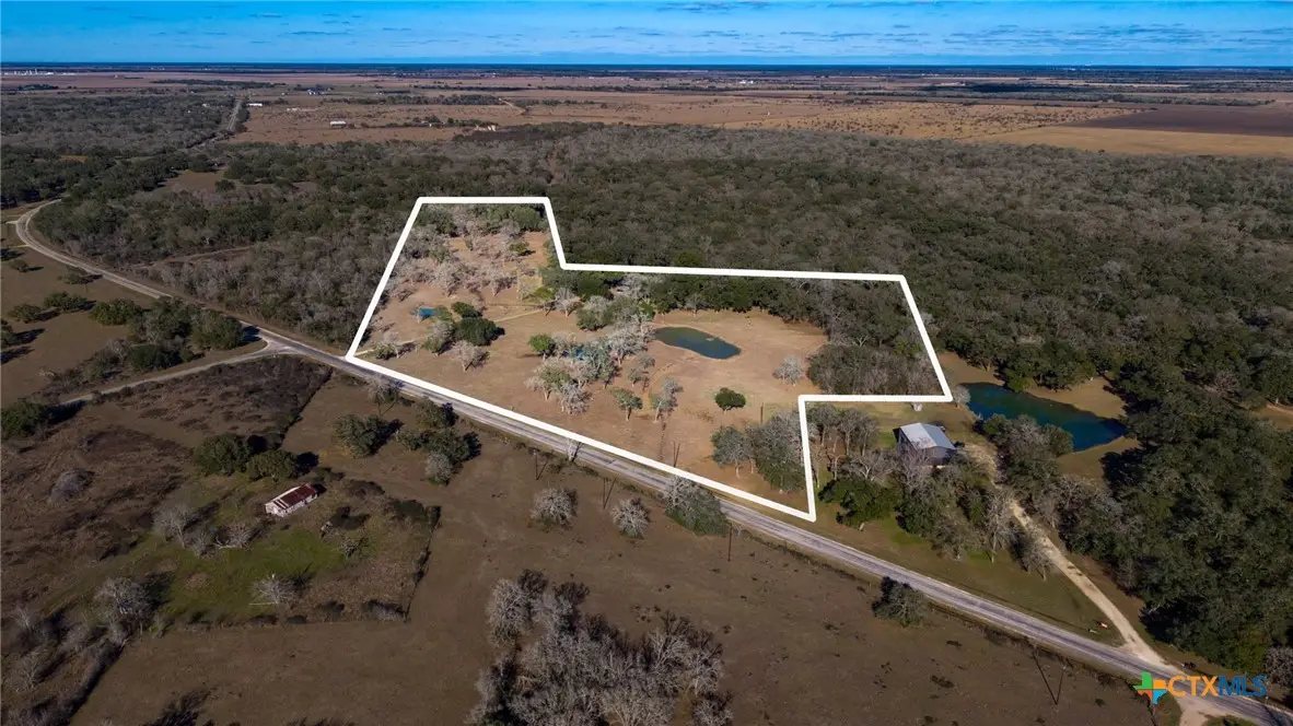 1465 County Road 401, Edna, TX 77957 - #1