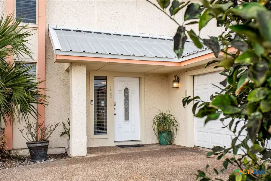 132 Waterfront Alley, Port Lavaca, TX 77979 - #2