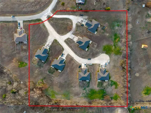 540-566 Crest Circle Drive, San Marcos, TX 78666