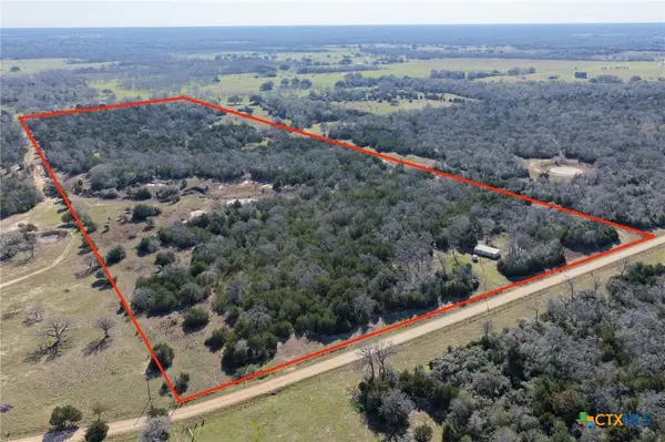 1873 County Road 136a, Hallettsville, TX 77964
