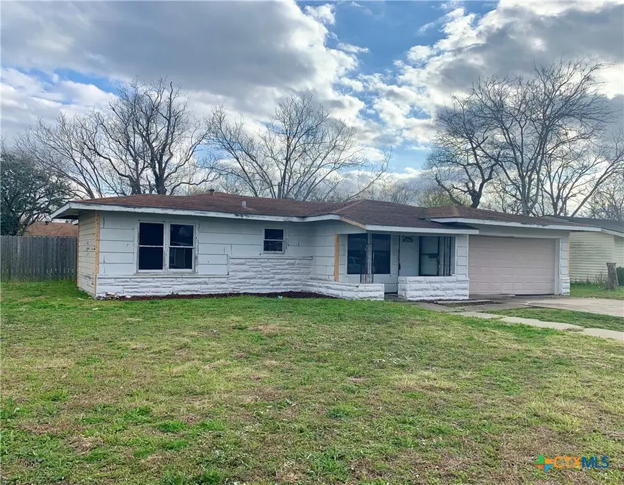 3607 Avondale Street, Victoria, TX 77901 - #2