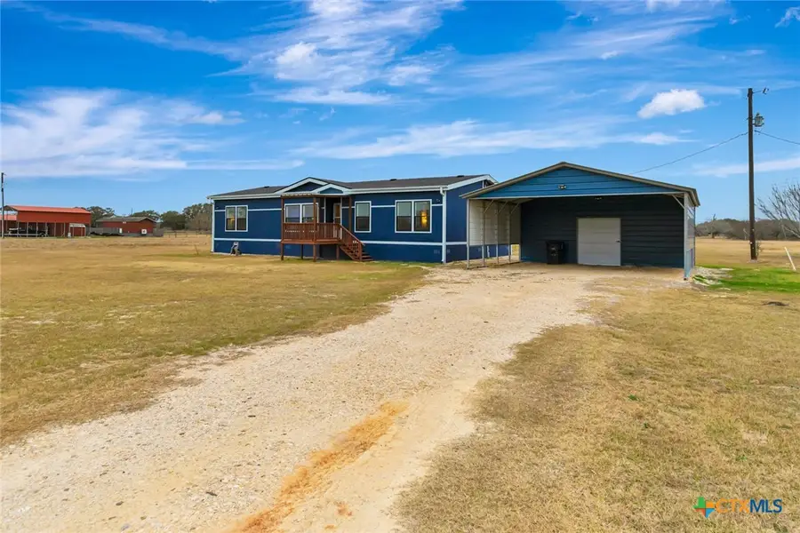 497 W Oaks, Victoria, TX 77905 - #2