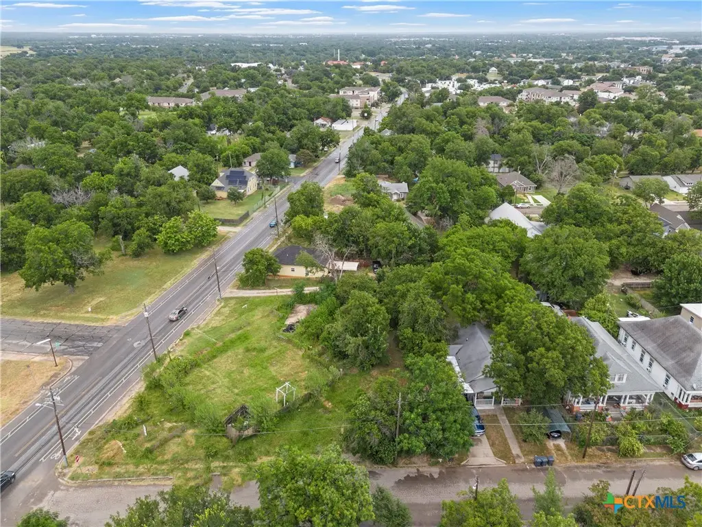1407 N 12th Street, Waco, TX 76707 - #1