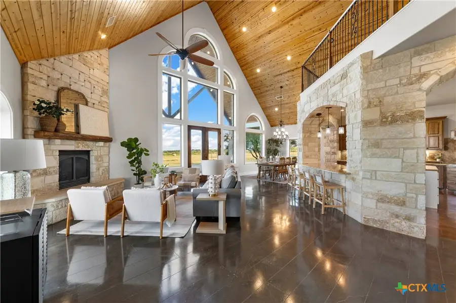 15949 E Us Highway 190, Rogers, TX 76569 - #2