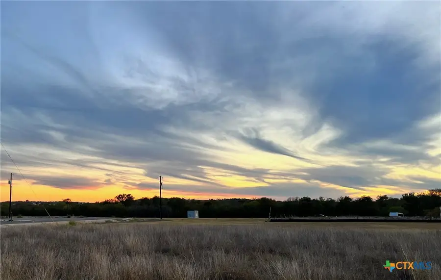 124 Galle Estates Circle, Kingsbury, TX 78638 - #3