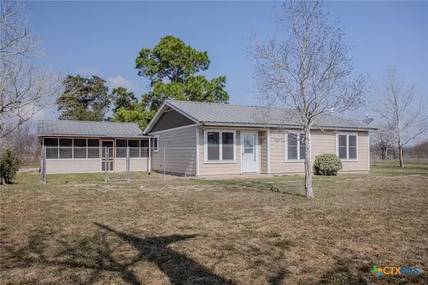 2015 Coletoville Road, Victoria, TX 77905