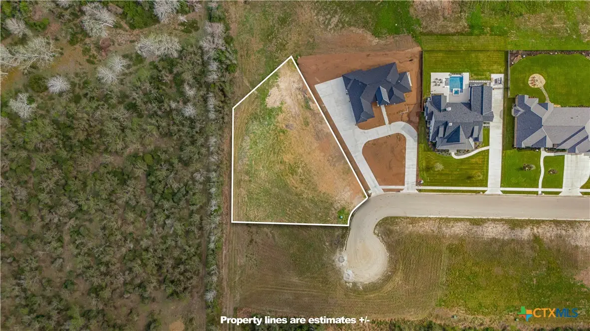 228 Pebble Brook, Victoria, TX 77904 - #1