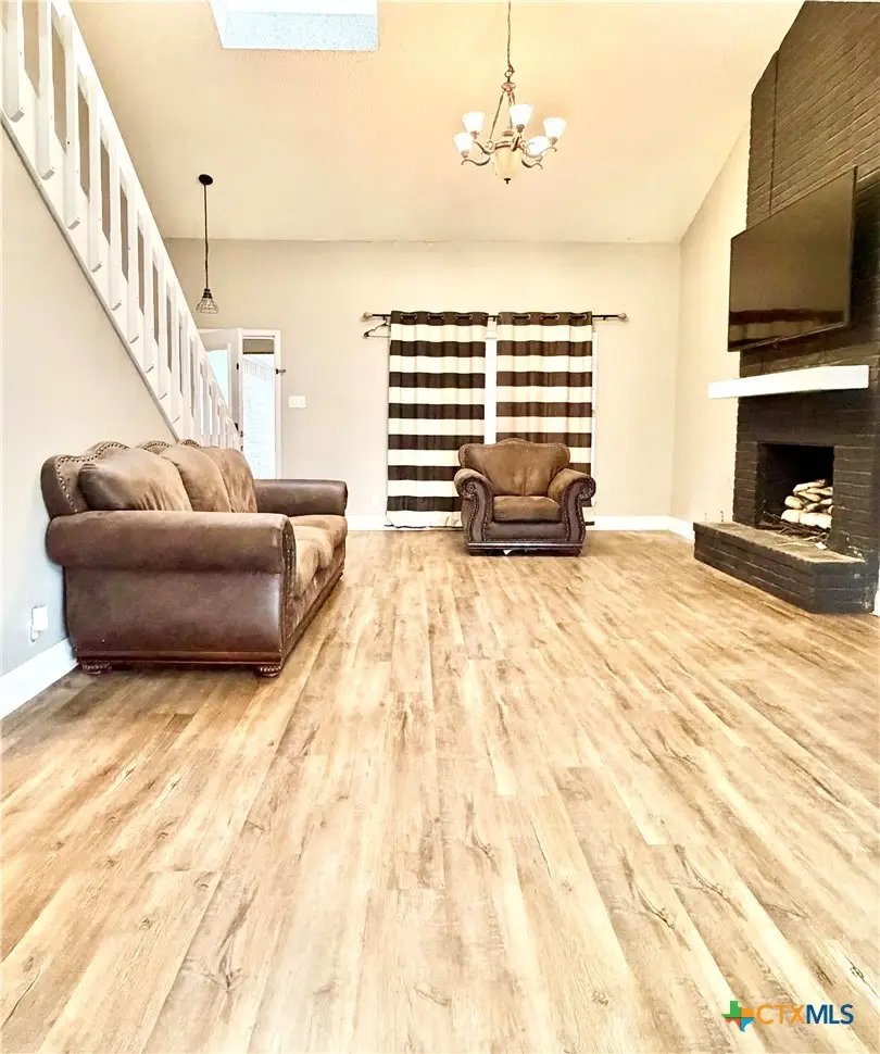 213 Timber Drive, Victoria, TX 77904 - #2