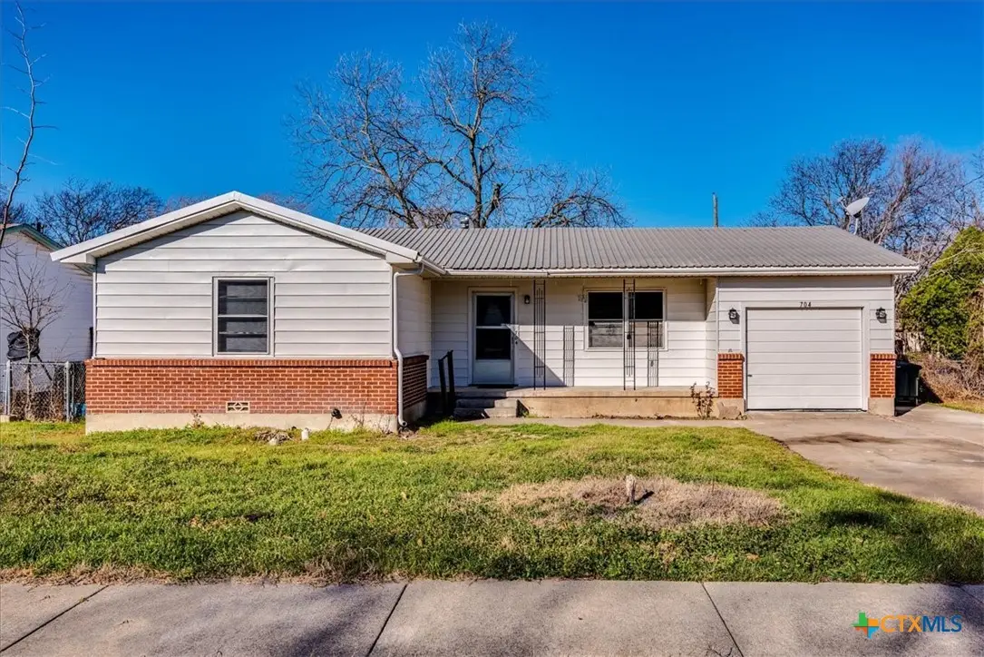 704 S 3rd Street, Copperas Cove, TX 76522 - #1