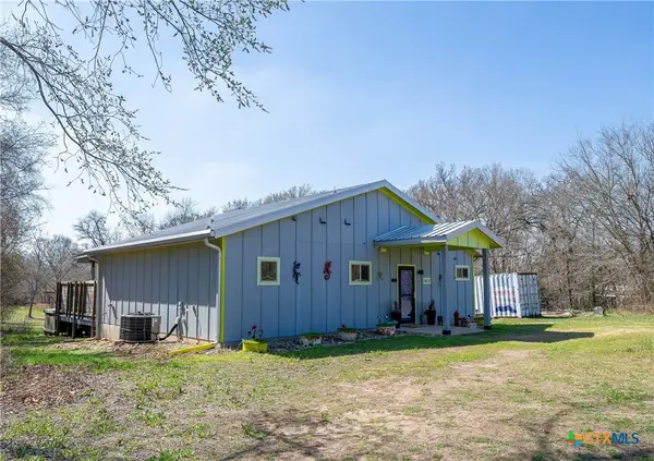5672 Fm 86, Luling, TX 78648