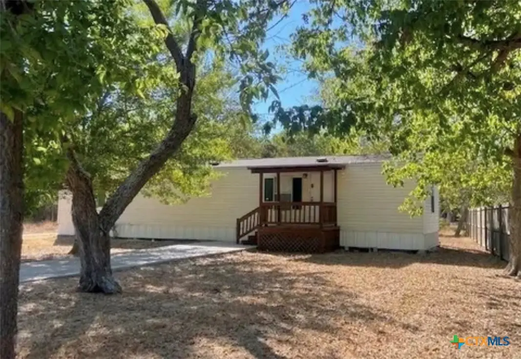 309 Cottonwood Avenue, Luling, TX 78648 - #1