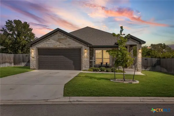 707 Eagle Pass Drive, Salado, TX 76571