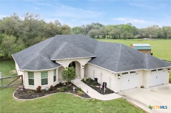 7134 Old Highway Road, Inez, TX 77968