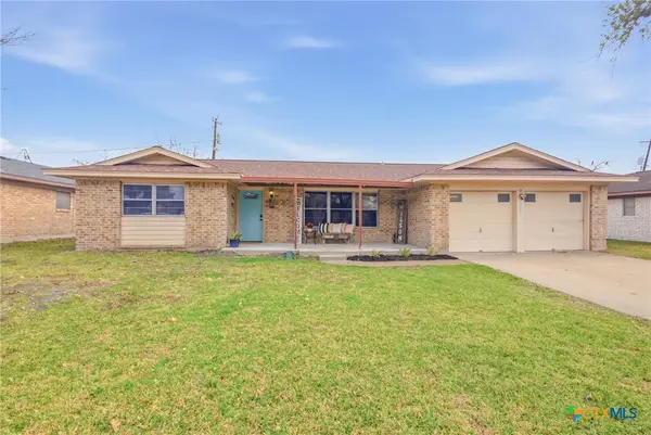 2002 Mission Drive, Victoria, TX 77901