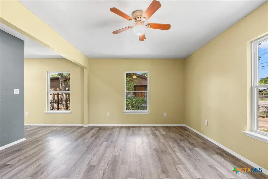 906 Attas Avenue, Killeen, TX 76541 - #3