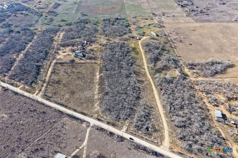 469 County Road 477, Stockdale, TX 78160 - #3