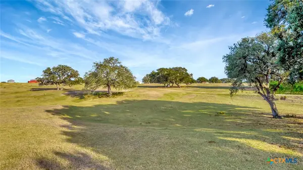 000 County Road 1, Hallettsville, TX 77964