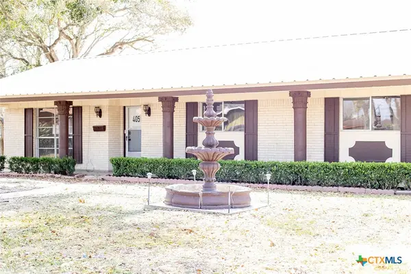 405 Westwood Drive, Port Lavaca, TX 77979