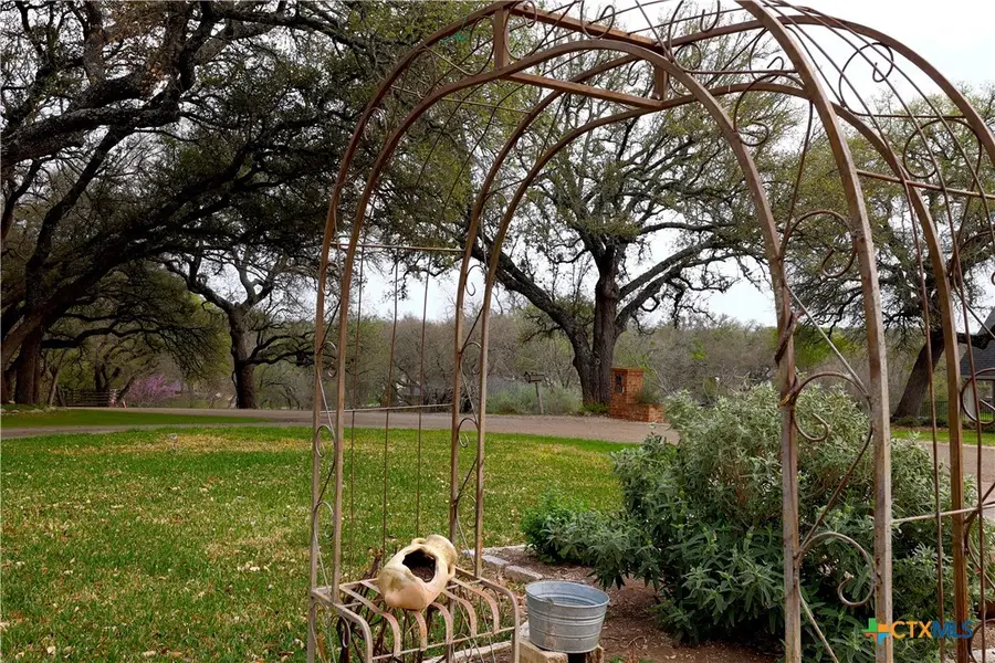 600 De Grummond Way, Salado, TX 76571 - #3