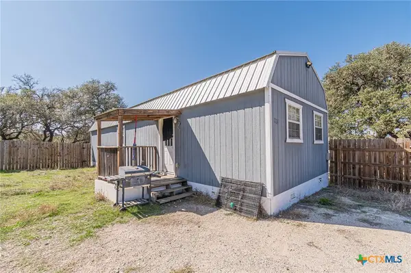 1235 Skylark Drive, Canyon Lake, TX 78133