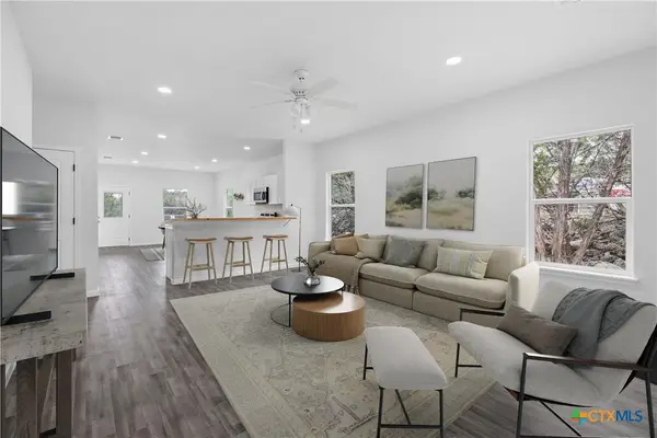 1234 Clearcreek Drive, Canyon Lake, TX 78133