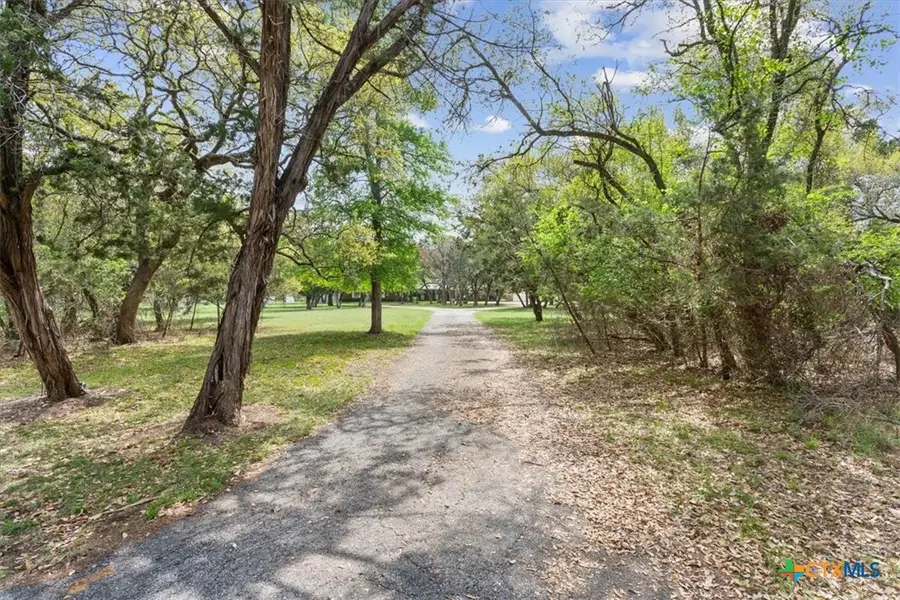 7511 N Lakeview Drive, Salado, TX 76571 - #3