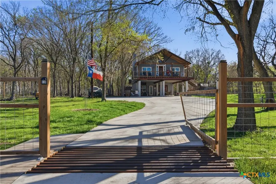 121 Lakeside Drive, Seguin, TX 78155 - #3