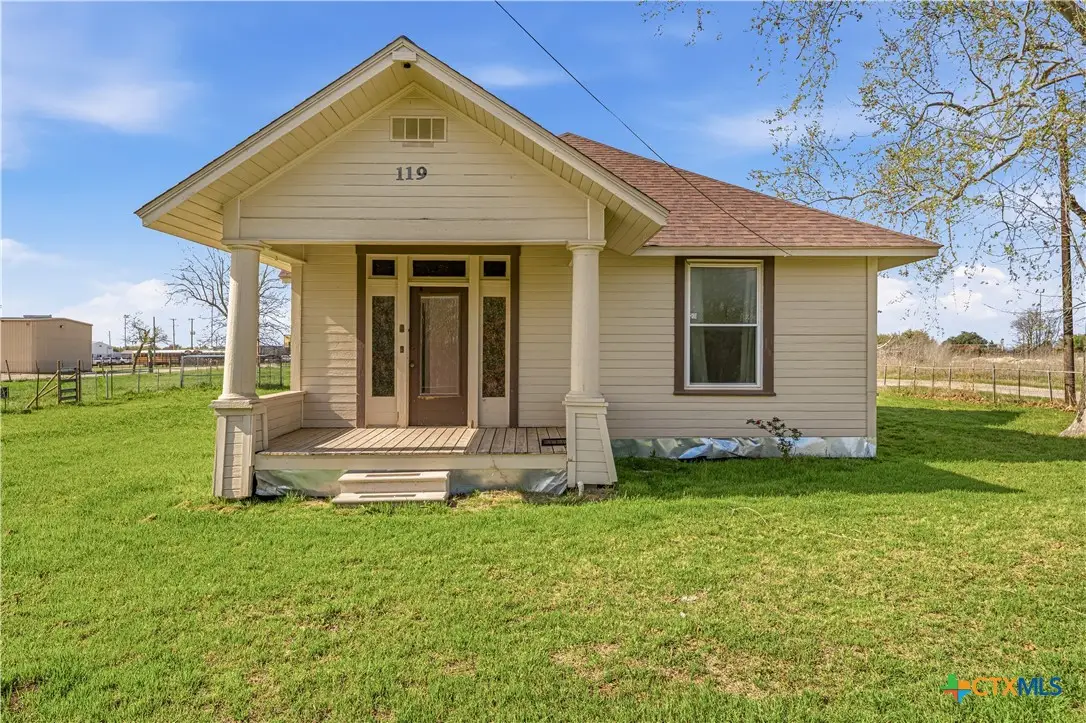 119 County Road 3007, Lott, TX 76656 - #1