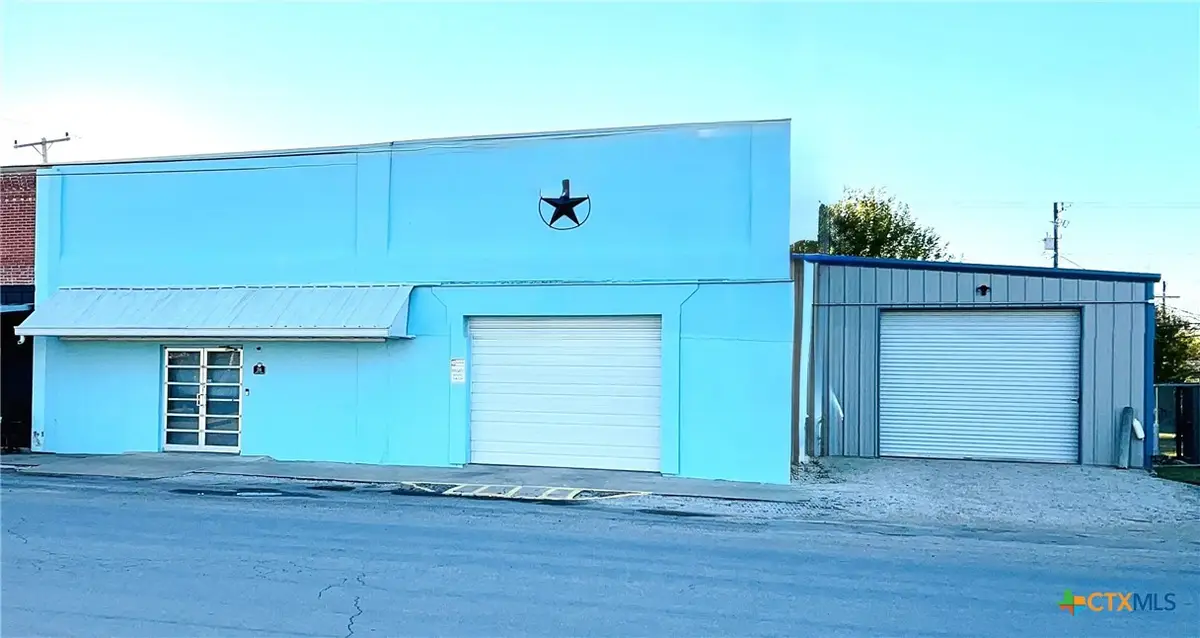 316 S Main Street, Seadrift, TX 77983 - #1