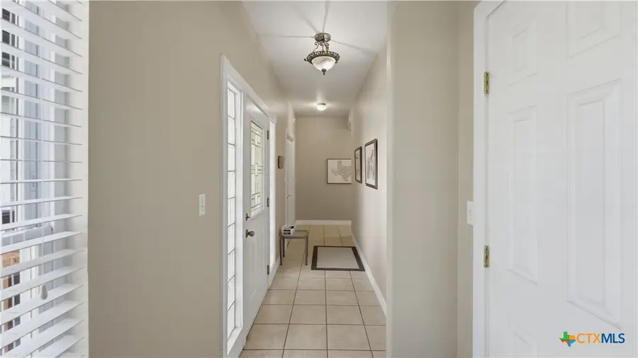 956 Lakebreeze Drive, Canyon Lake, TX 78133 - #3