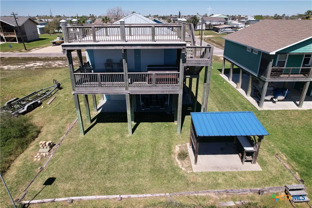 403 W Maple Street, Port Oconnor, TX 77982 - #1