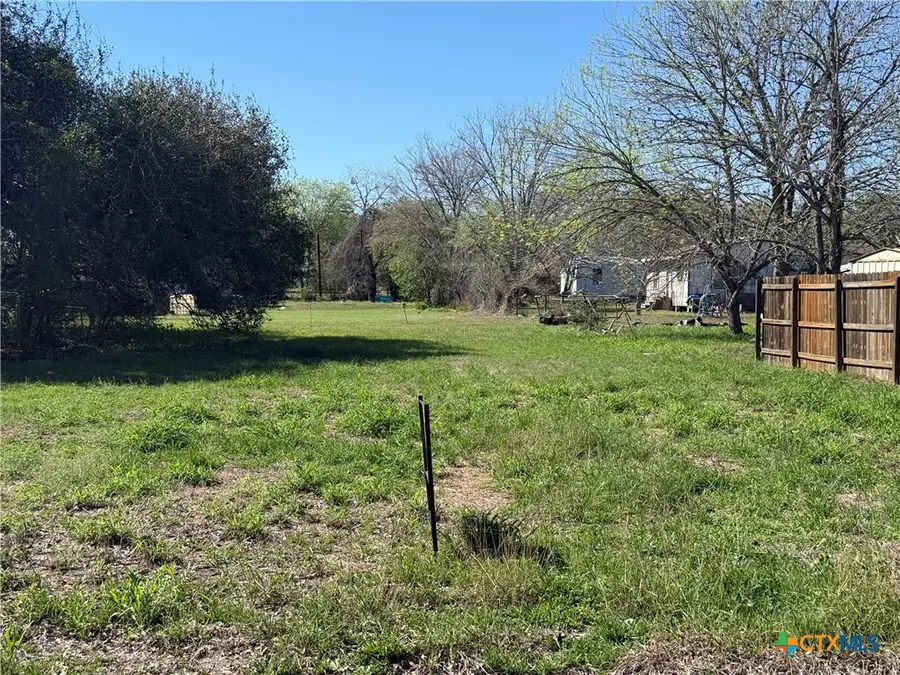 404 Hamilton Street, Cuero, TX 77954 - #2