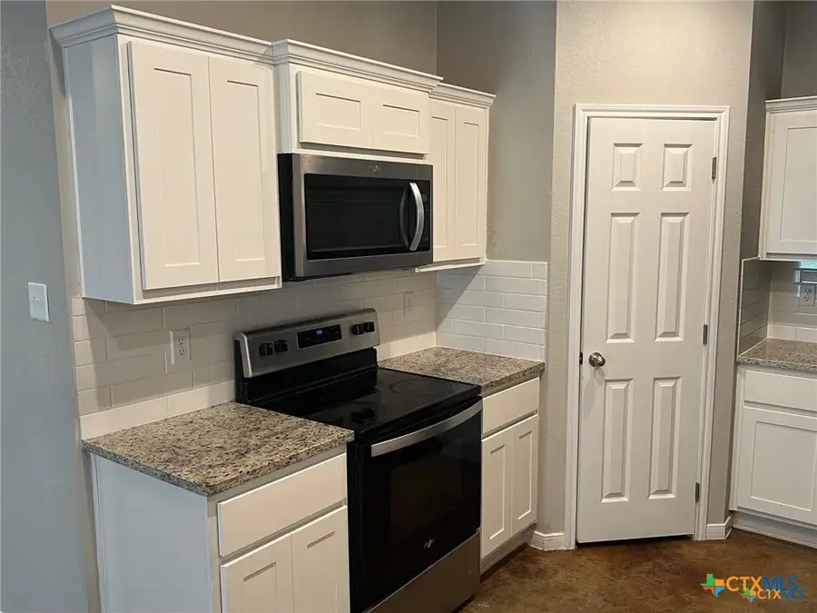 117 E Valley Road, Harker Heights, TX 76548 - #3