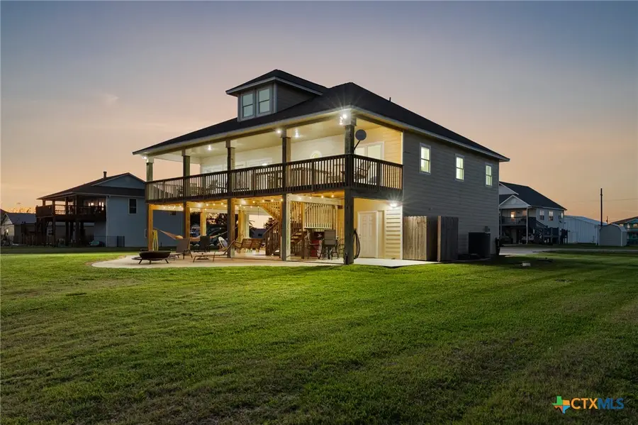 1588 W Bayshore Drive, Palacios, TX 77465 - #2