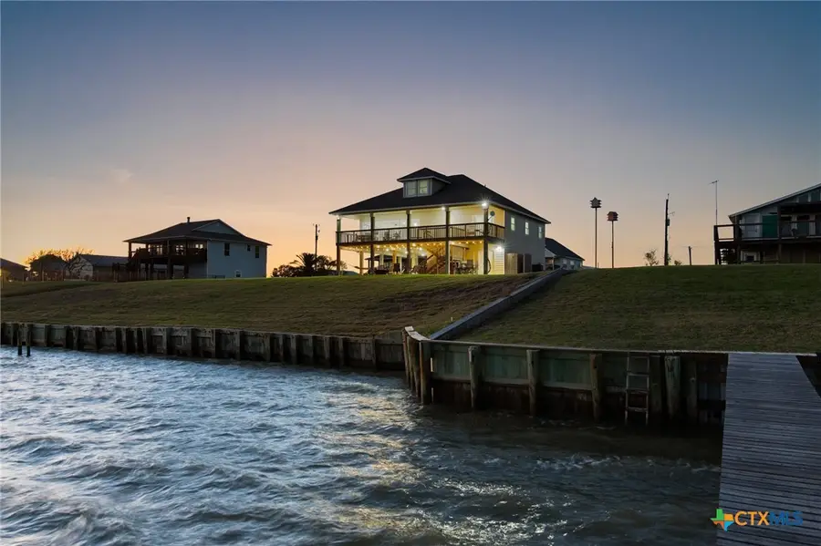 1588 W Bayshore Drive, Palacios, TX 77465 - #3