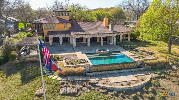 930 Lakeview Trail, McQueeney, TX 78123