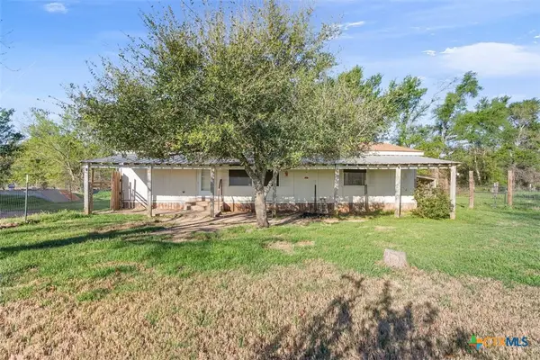 927 Alamo Road, Cameron, TX 76520