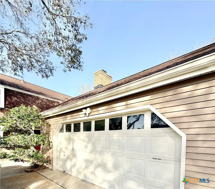 109 Park Place, Port Lavaca, TX 77979 - #2