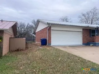 711 S 25th Street, Copperas Cove, TX 76522 - #3