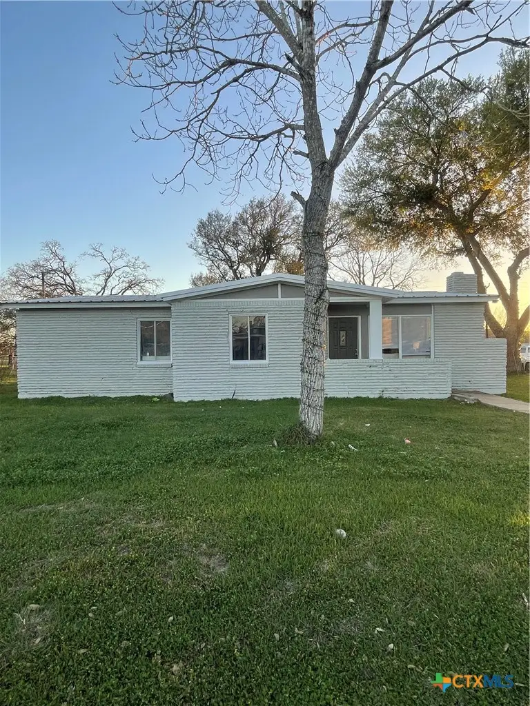 611 Sarah Street, Edna, TX 77957 - #3