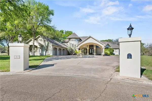 1317 Jack Nicklaus Circle, Salado, TX 76571